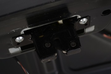 JAGUAR S-TYPE ZADNÍ VÍKO KUFRU KUFRU MIDNIGHT BLACK X200 2.7 D 2006 RHD