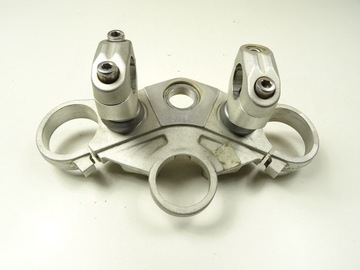 TRIUMPH SPEED TRIPLE 1050 ВЕРХНЯЯ ПОЛКА 11-16