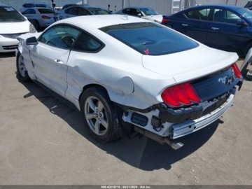 Ford Mustang VI 2021 Ford Mustang 2021 Ford Mustang EcoBoost Fastback 2.3 Benzyna 310KM, zdjęcie 2