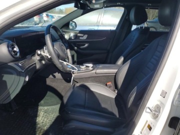 Mercedes Klasa E W213 2018 Mercedes-Benz Klasa E 400 4Matic 2018 3.0 Benzyna 329KM, zdjęcie 7