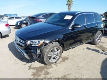 Mercedes GLC C254/X254 2022 Mercedes-Benz GLC 300 Suv 2022 2.0l 2.0 Benzyna 255KM, zdjęcie 1