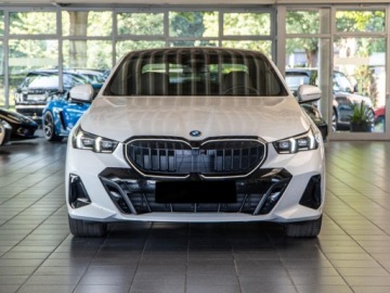 BMW Seria 5 G90-91 2026 BMW Seria 5 530e xDrive Sport Sedan 2.0 (299KM) 2026, zdjęcie 3