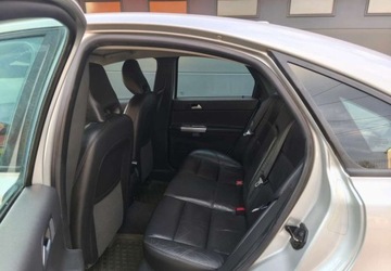 Volvo S40 II 1.6 D2 115KM 2011 Volvo S40 Volvo S40 D2 DRIVe Momentum Start-Stop 1.6 Diesel 115KM, zdjęcie 7