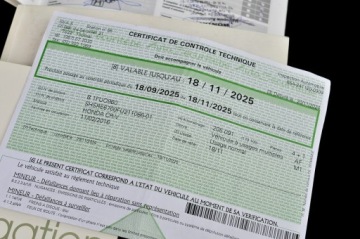 Honda CR-V IV SUV Facelifting 1.6 i-DTEC 120KM 2015 Honda CR-V _1.6 I-Dtec 120KM Xenon Led Navi, zdjęcie 31