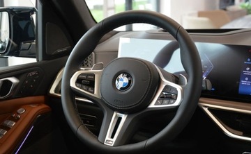 BMW X7 SUV M Facelifting 4.4 M60i 530KM 2025 BMW X7 Dostepne od reki RABAT 20 BMW Bonkowscy Wroclaw 4.4 Benzyna, zdjęcie 7