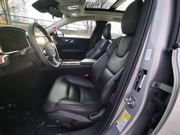 Volvo S60 III Sedan Facelifting 2.0 B5 250KM 2024 volvo s60 B5 mild hybrid, Automat, AWD 4x4, Dokumentacja pochodzeniowa, zdjęcie 12