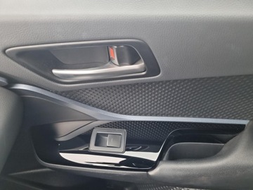 Toyota C-HR I Crossover Facelifting 1.8 Hybrid 122KM 2020 Toyota C-HR 1.8 Hybrid Style Toyota C-HR 1.8 Hybri, zdjęcie 22