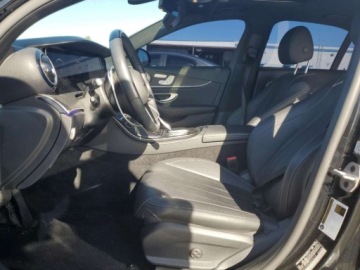 Mercedes Klasa E W213 2022 Mercedes-Benz Klasa E 350 2022 350 2.0 Benzyna 255KM, zdjęcie 7