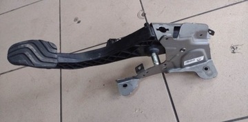PEDAŁ SPRZĘGŁA RENAULT KANGOO IV 265033751R