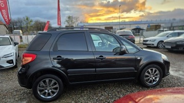 Suzuki SX4 I Hatchback 1.6 i 16V VVT 107KM 2006 Suzuki SX4 Mały Przebieg, zdjęcie 4