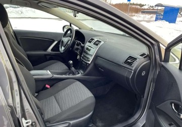 Toyota Avensis III Wagon Facelifting 1.6 Valvematic 132KM 2015 Toyota Avensis 1,6 Benz. 132 KM, Zadbany 1.6 Benzyna 132KM, zdjęcie 10