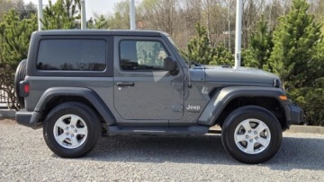 Jeep Wrangler IV Sport 4d Seria 5  2.0 GME Turbo  272KM 2019 Jeep Wrangler 2,0 Turbo 272 KM, Tylko 56 Tys.km 2.0 Benzyna 272KM, zdjęcie 3