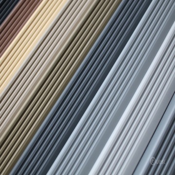 Profil schodowy antypoślizgowy z klejem 50x42mm, 1