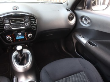 Nissan Juke I SUV Facelifting 1.2 DIG-T (Euro 6) 115KM 2016 Nissan Juke 1.2 DIG-T, Salon Polska, Serwis ASO, zdjęcie 7