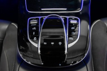 Mercedes Klasa E W213 Limuzyna AMG 4.0 AMG E63 S 612KM 2018 Mercedes E 63 AMG S. Bezwypadkowy. Japonia., zdjęcie 24