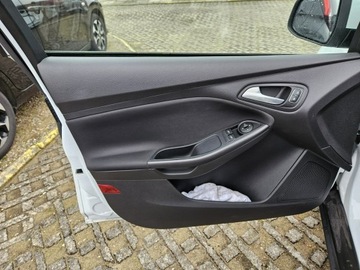 Ford Focus III Kombi Facelifting 1.0 EcoBoost 100KM 2018 Ford Focus 1,0 benzyna 101KM, zdjęcie 14