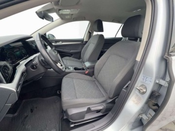Volkswagen Golf VIII Variant 1.5 eTSI 130KM 2023 Volkswagen Golf 1.5 eTSI FV 23 Gwarancja 1.5 Benzyna 129KM, zdjęcie 24