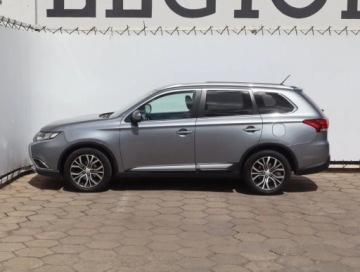 Mitsubishi Outlander III SUV Facelifting 2015 2.0 MIVEC 150KM 2015 Mitsubishi Outlander 2.0, Salon Polska, GAZ, 4X4, zdjęcie 2
