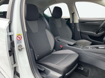 Skoda Octavia IV Liftback 2.0 TDI 150KM 2024 Skoda Octavia 2.0TDI 150KM Selection SalonPL ASO Virtual Matrix Kessy Zima, zdjęcie 14