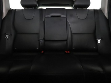 Volvo XC60 I SUV Facelifting 2.0 D3 DRIVE-E 150KM 2017 Volvo XC 60 FV23% Momentum skóra navi PDC grzane, zdjęcie 31