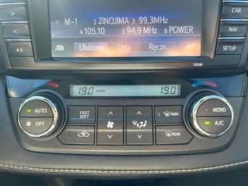 Toyota RAV4 IV MPV Facelifting 2.5 Hybrid 197KM 2017 Toyota RAV4 Toyota RAV 4 IV XENONYLEDYKamera cofania Bezwypadkowa 2.5, zdjęcie 11