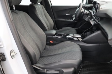 Peugeot 2008 II SUV 1.2 PureTech 130KM 2023 Peugeot 2008 1.2 PureTech, Salon Polska, zdjęcie 8