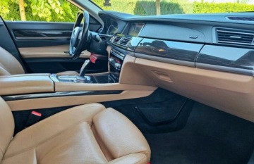 BMW Seria 7 F01 Sedan Facelifting 740d 313KM 2014 BMW Seria 7 Salon Polska, X-Drive, Bezwypadkowy,Polecam 3.0 Diesel 313KM, zdjęcie 28