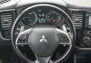 Mitsubishi Outlander III 2014 Mitsubishi Outlander Zarejestrowany - ubezpieczony - automat - 2,0 - 121 KM, zdjęcie 23