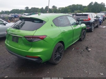 Maserati Levante 2023 Maserati Levante Modena 2023 3.0 Benzyna 424KM, zdjęcie 4