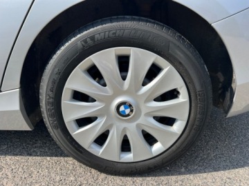 BMW Seria 1 F20-F21 Hatchback 5d 116i 136KM 2012 BMW Seria 1 KLIMATYZACJA NAWIGACJA PARKTRONIC TYL EL.SZYBY SERWISOWANA ORY, zdjęcie 20