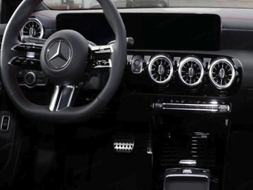 Mercedes CLA C118/X118 Coupe Facelifting 1.3 200 163KM 2025 Mercedes-Benz CLA 200 mHEV AMG Line 7G-DCT 1.3 163KM, zdjęcie 3