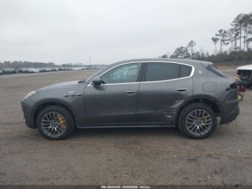 Maserati 2023 Maserati Grecale gt, 2023r., 4x4, 2.0L 2.0 Benzyna 296KM, zdjęcie 5