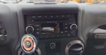 Jeep Wrangler III Unlimited Facelifting 3.6 V6 Pentastar 284KM 2016 Jeep Wrangler Jeep Wrangler III JK 3.6 Aut., Off-road , FOX , XRC 3.6, zdjęcie 16