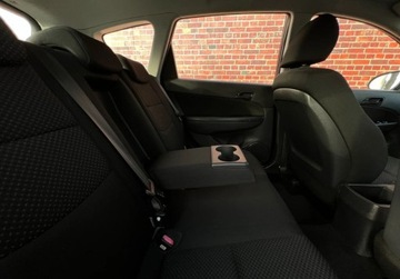 Hyundai i30 I Hatchback 1.4 109KM 2009 Hyundai i30 Klima Hak Isofix Gwarancja w cenie Warszawa VFJJ 1.4 Benzyna, zdjęcie 17