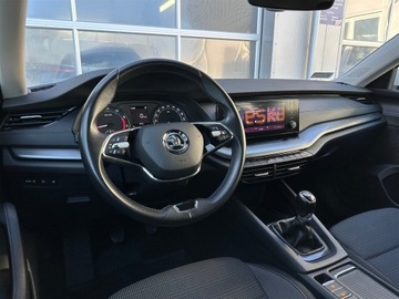 Skoda Octavia IV Liftback 1.5 TSI EVO 150KM 2021 Skoda Octavia 1.5TSI 150KM Ambition l Reflektory L, zdjęcie 11