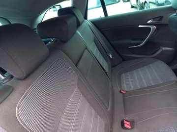 Opel Insignia I Sports Tourer 2.0 CDTI ECOTEC 160KM 2011 Opel Insignia Irmscher Xenon Sports Tourer Grzane fotele 2.0 Diesel 160KM, zdjęcie 14