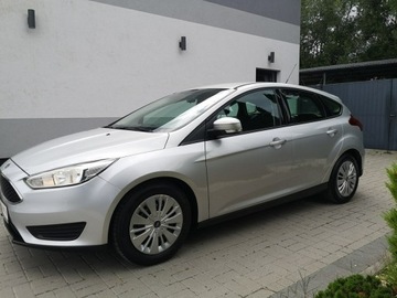 Ford Focus III Hatchback 5d facelifting 1.6 Ti-VCT 85KM 2015 Ford Focus 1.6 16V Benzyna Klima Podgrz. szyby, zdjęcie 9