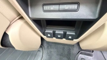 Land Rover Discovery Sport SUV 2.0 Si4 240KM 2018 Land Rover Discovery Sport Raty 2.0 bemz 240KM Automat Panorama Skora tylk, zdjęcie 38