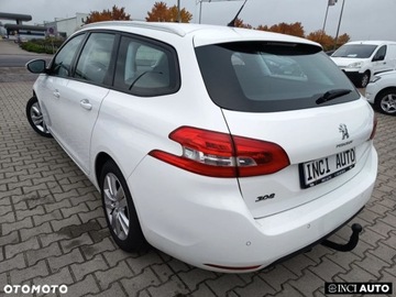 Peugeot 2015 Peugeot 308 Peugeot 308 1.2 PureTech Allure SampS 1.2 Benzyna 110KM, zdjęcie 5