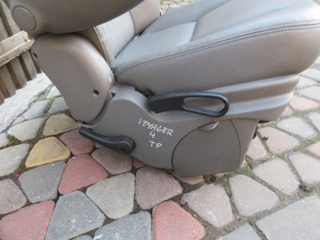 CHRYSLER VOYAGER 4 IV SEDADLO PRAVÝ ZADNÍ 00-09R