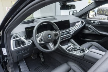 BMW X6 G06 SUV Facelifting 3.0 30d 298KM 2026 BMW X6 xDrive30d, Dostępne od ręki!, zdjęcie 10