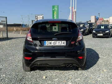Ford Fiesta VII Hatchback 3d ST 1.6 EcoBoost 182KM 2015 Ford Fiesta ST 1.6 EcoBoost 2015 182KM Salon PL,, zdjęcie 6