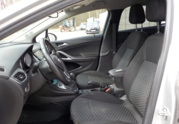 Opel Astra K Sports Tourer 1.6 CDTI 136KM 2017 Opel Astra Automat Diesel Okazja 1.6 Diesel 136KM, zdjęcie 18