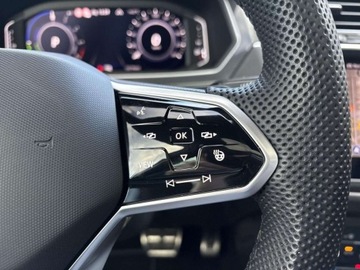 Volkswagen Tiguan II 2022 Volkswagen Tiguan TSI Plug-In Hybrid 245KM R-Line DCC LED Matrix Panora, zdjęcie 16