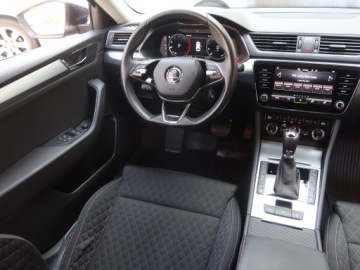 Skoda Superb III Kombi Facelifting 2.0 TDI SCR 200KM 2022 Skoda Superb 2.0 TDI, Salon Polska, Serwis ASO, zdjęcie 6