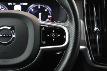 Volvo V90 II Kombi 2.0 D5 235KM 2019 Volvo V90 D5 AWD, Salon Polska, 1. Właściciel, zdjęcie 17