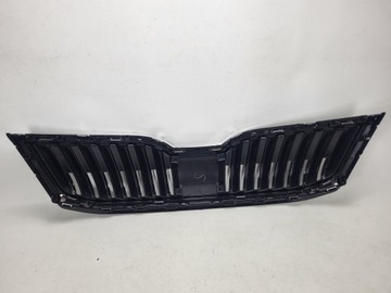 SKODA OCTAVIA III 3 LIFT 5E 5E0 глухая решетка радиатора, хромированная рамка