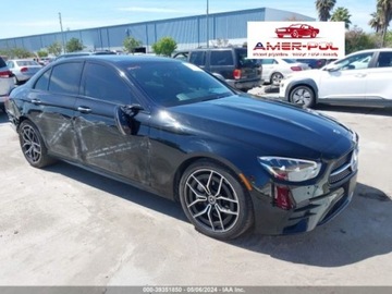 Mercedes Klasa E W213 2022 Mercedes-Benz Klasa E 350, 2022r., 2.0L 2.0 Benzyna 255KM