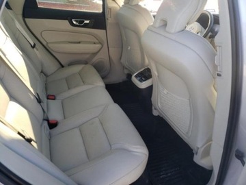 Volvo XC60 II 2021 Volvo XC 60 2021, 2.0 L, T5 Inscription, od ubezpieczalni 2.0 Benzyna 258KM, zdjęcie 10