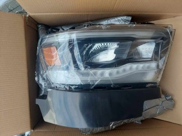 DODGE RAM 1500 2019- SVĚTLO PŘEDNÍ LED KOMPLETNÍ PRAVÁ BLACK ČERNÁ